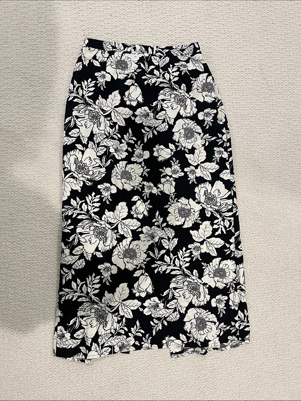 Old Navy Black Floral Midi Skirt with White Blooms